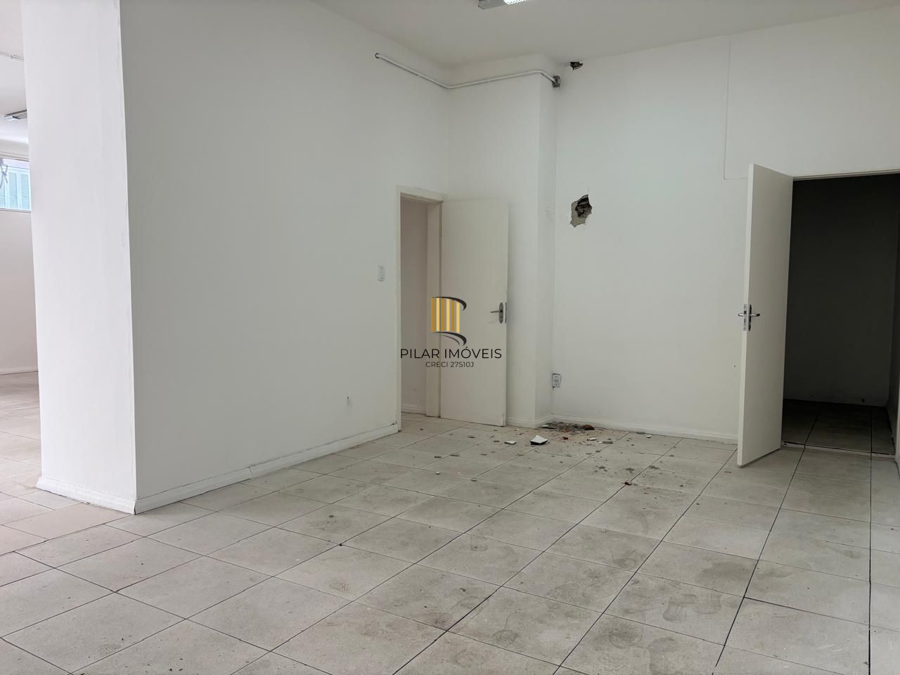 Sala comercial 822,66m² no centro de Porto Alegre