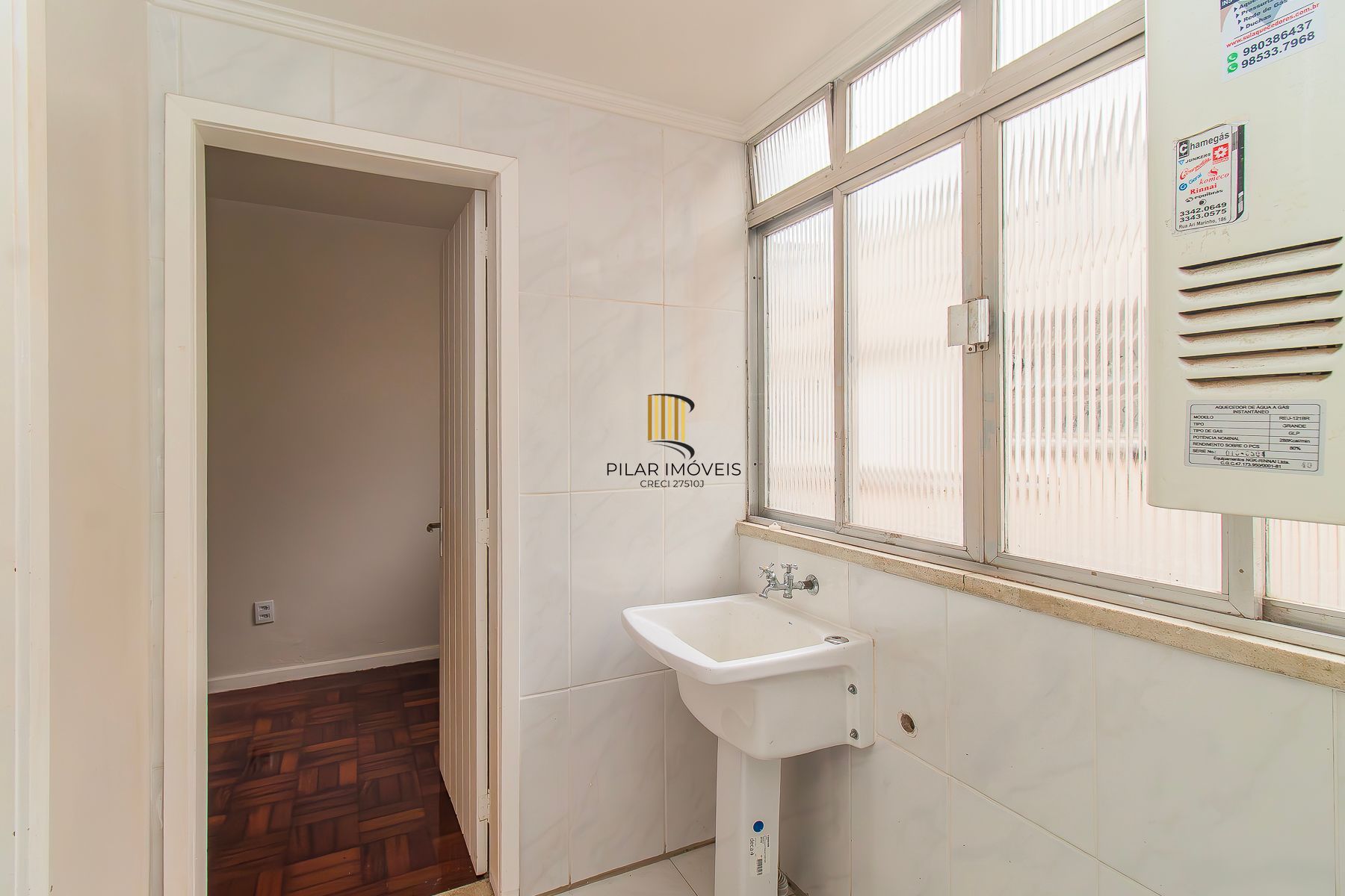 Apartamento para Venda - 92.44m², 3 dormitórios, sendo 1 suites, 1 vaga - Menino Deus