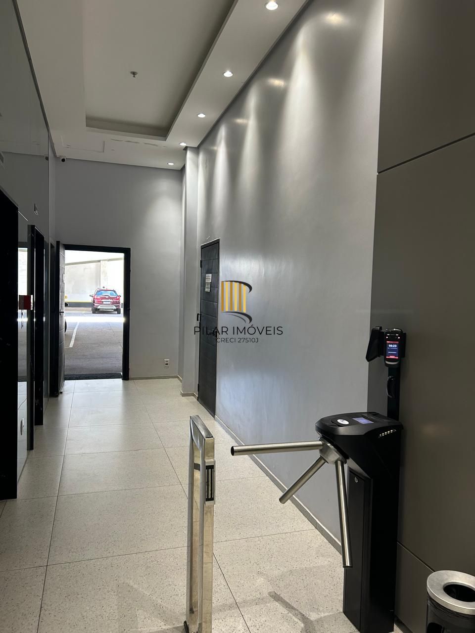 SALA COMERCIAL 27,93 m² - 1 VAGA - MENINO DEUS