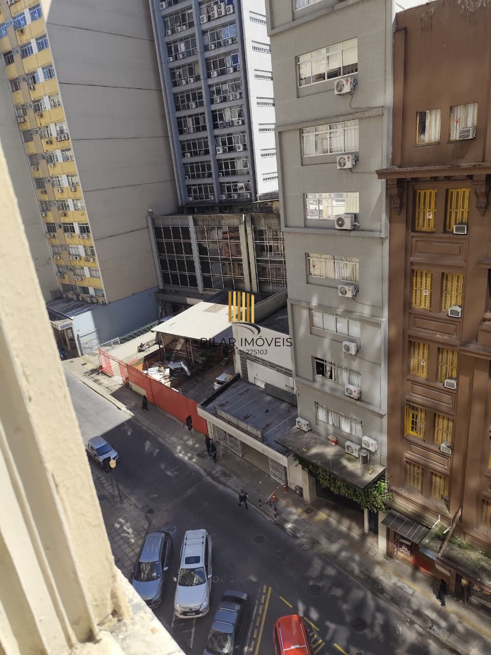 Sala Comercial na rua Andrade Neves - Centro Histórico