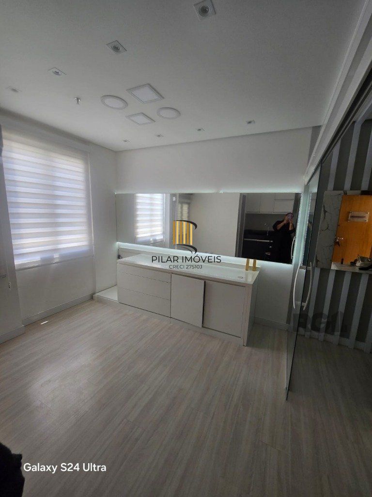 conjunto/sala comercial - Menino Deus