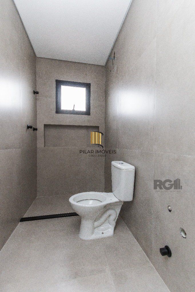 CASA EM CONDOMINIO - 3 dorms.-  3 vagas - 155 m² - GRAVATAÍ