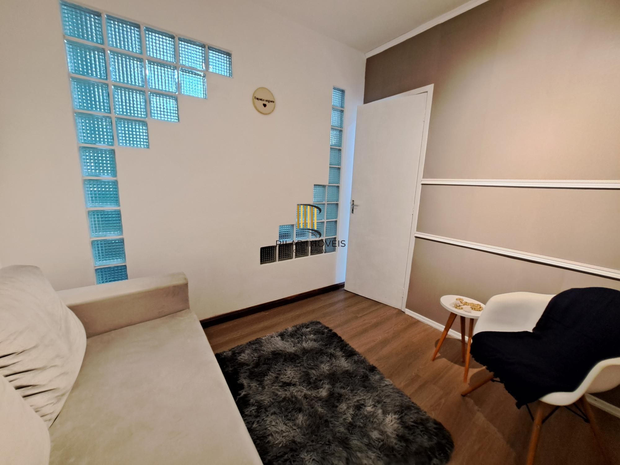 Sala/Loja montada para atendimento no Bom fim