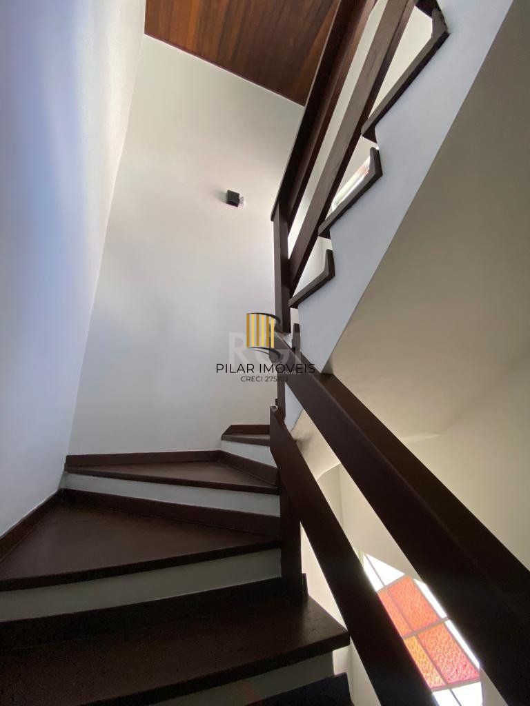 casa - 4 dormitórios - 3 vagas - 170 m² - Menino Deus