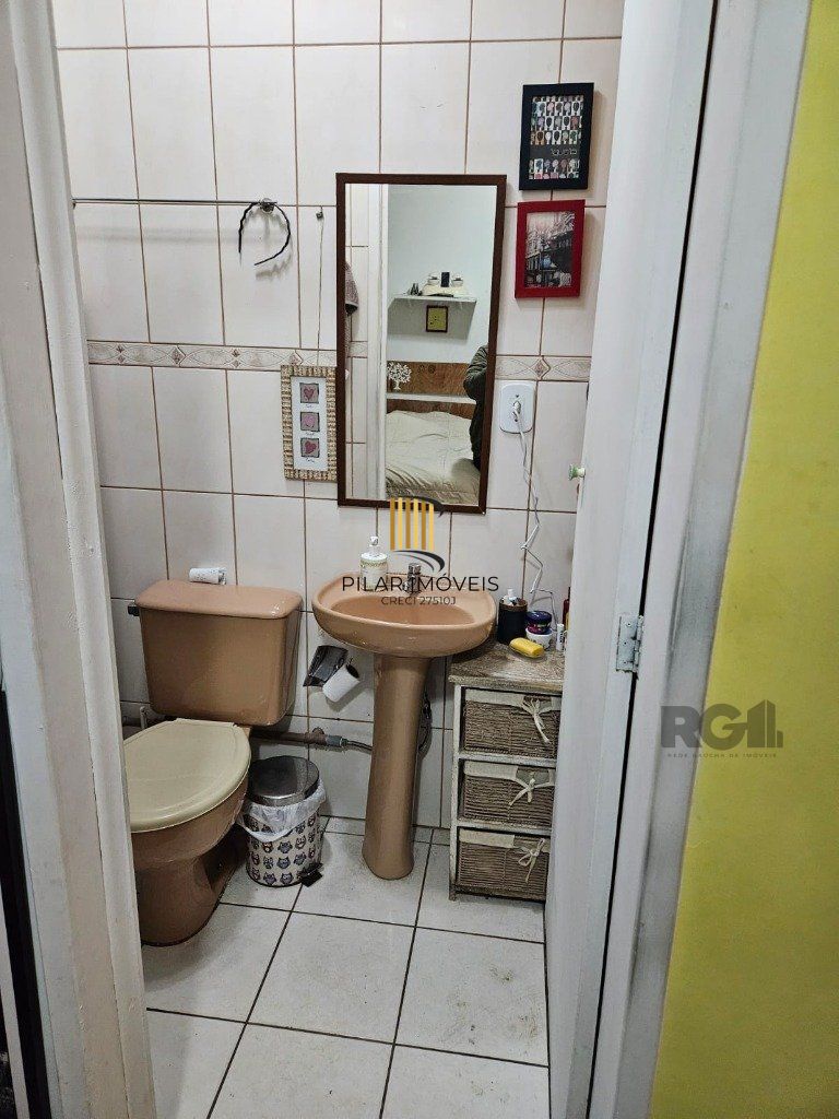 APARTAMENTO  JK -  1 dormitório -  35,22 m² - MENINO DEUS