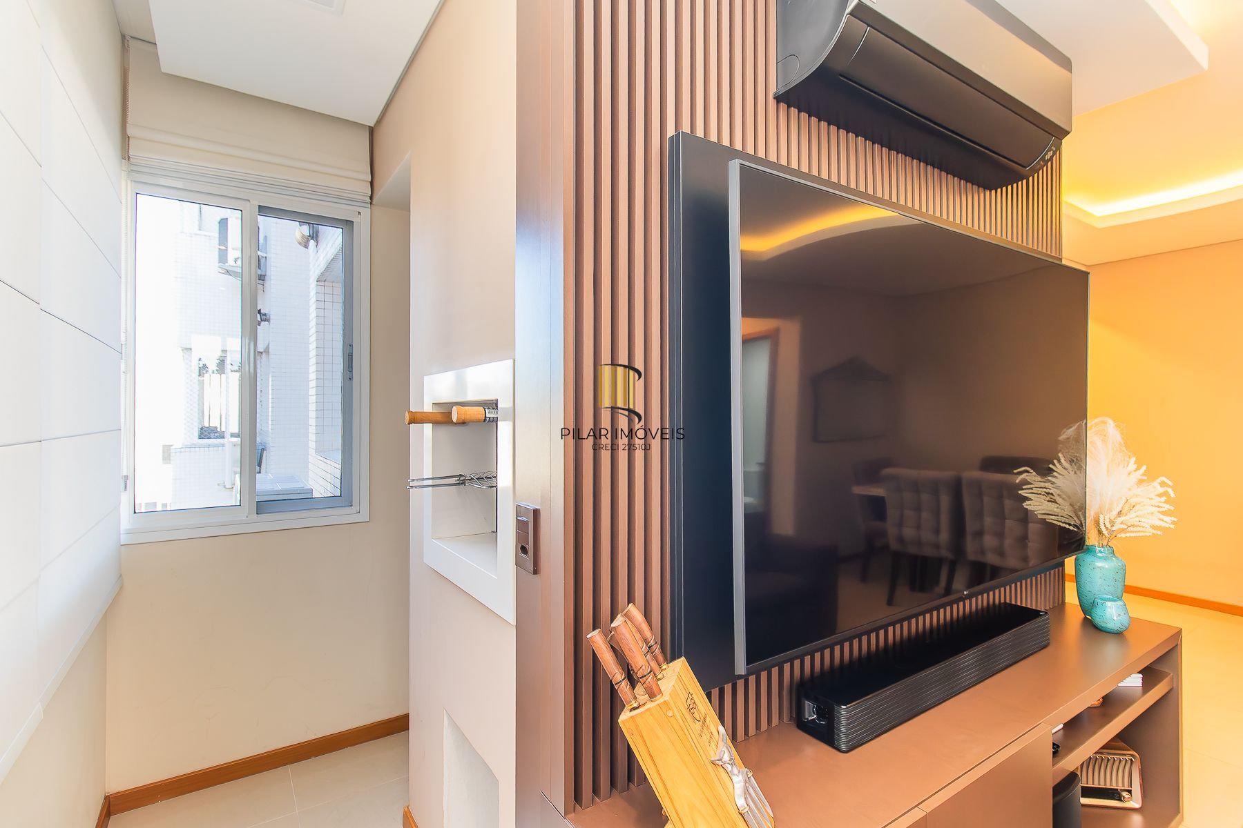 2D com suíte, vaga e churrasqueira