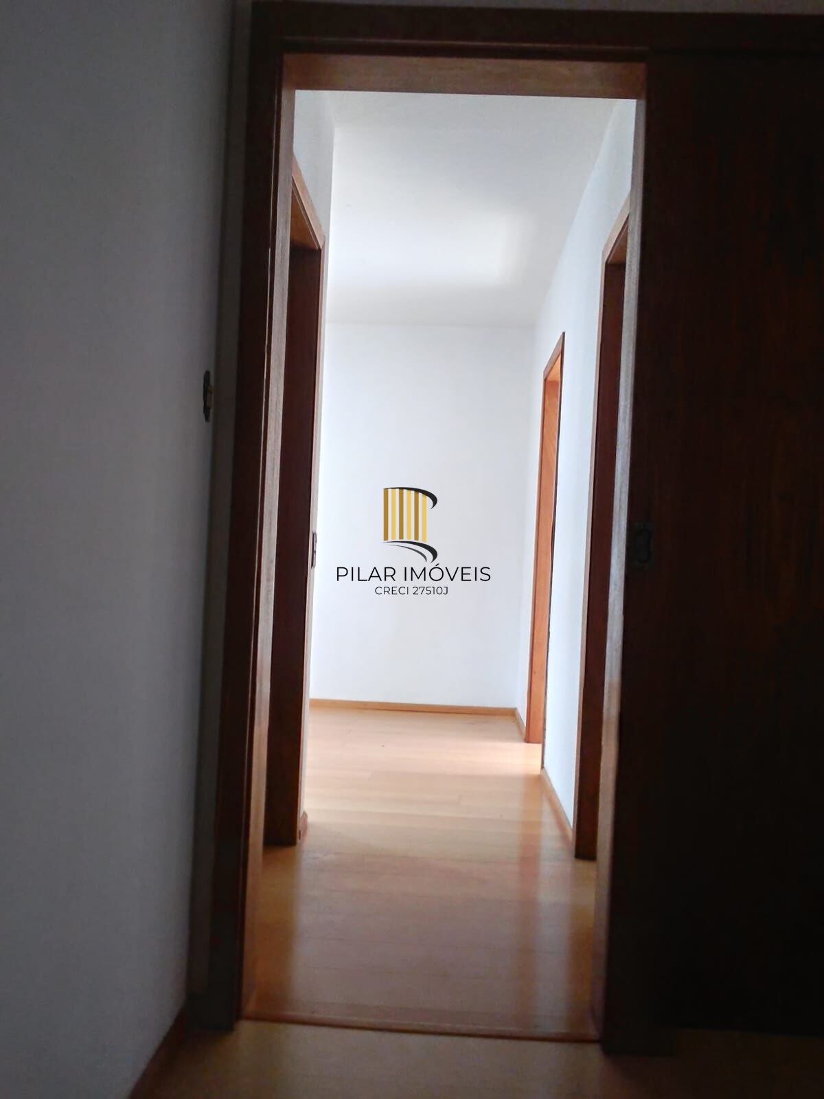 Apartamento dois dormitórios, ensolarado