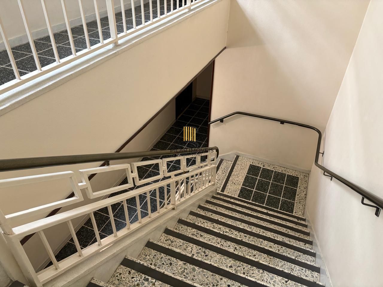 Apartamento amplo no bairro Menino Deus 60,68m², 2 dormitórios