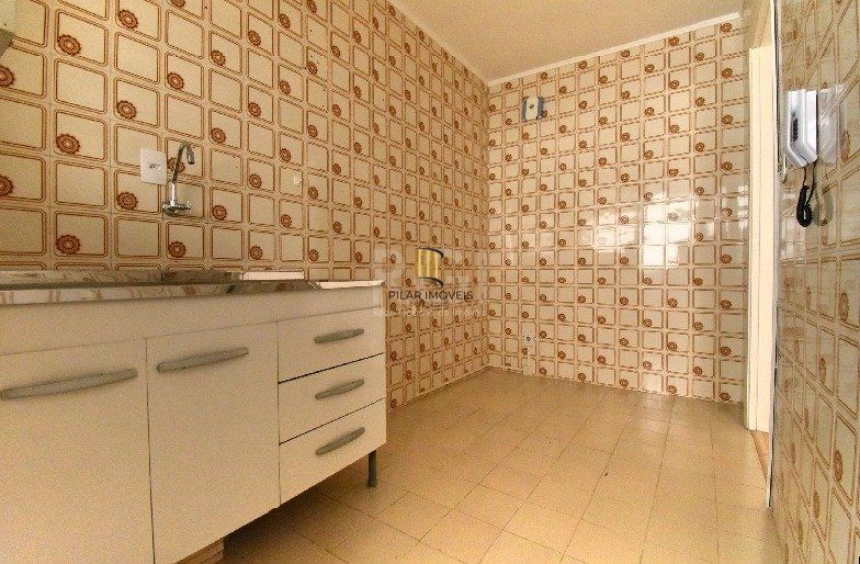 Apartamento  1 dormitório com garagem