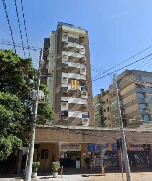 APARTAMENTO - 2 DORM . 1 VAGA - 58,00 m² - MENINO DEUS