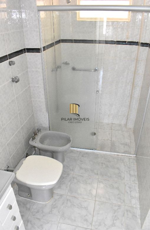 Apartamento 3 dormitorios vaga coberta Menino Deus