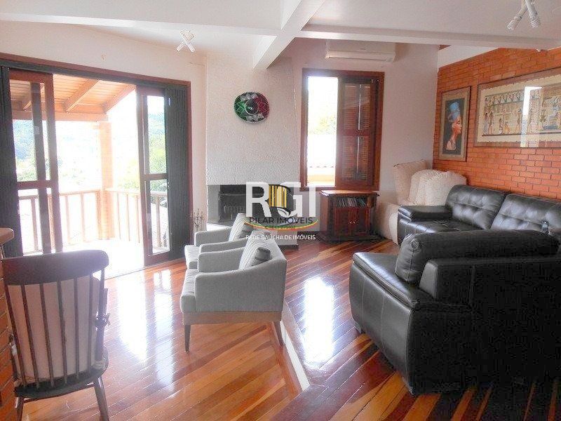 Casa para Venda - 430m², 3 dormitórios, sendo 1 suites, 2 vagas - Vila Nova