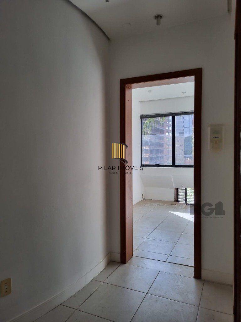 Sala com 2 ambientes e vaga