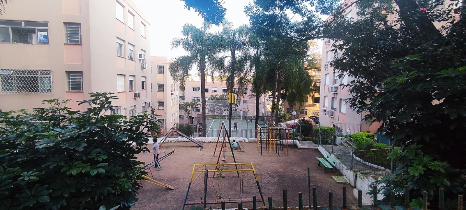 Apartamento 2 dormitórios no Cristal