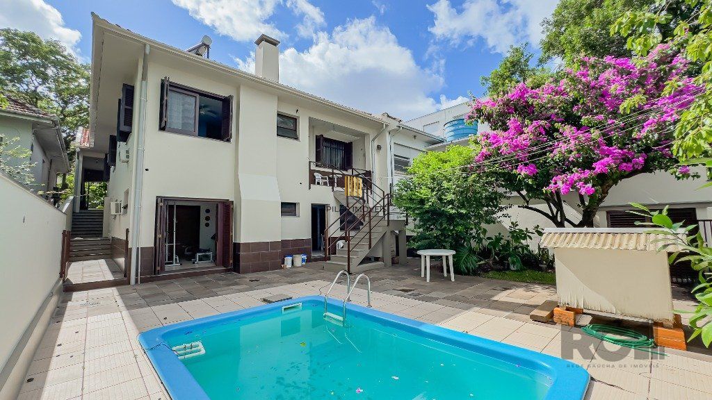 Casa com 3 Quartos e 2 vagas à venda, 344 m² por R$ 2.800.000,00