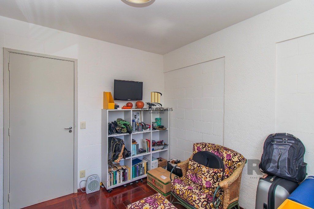 APARTAMENTO 2 DOMITÓRIOS NO BOM FIM, GARAGEM ELEVADOR PROXIMO A UFRGS PORTO ALEGRE