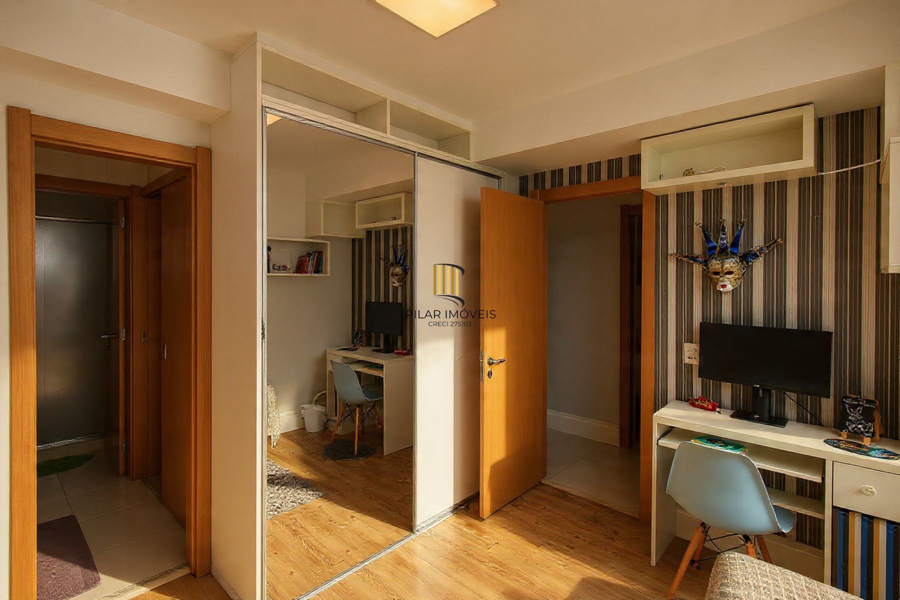 3 suítes 2 vagas Menino Deus