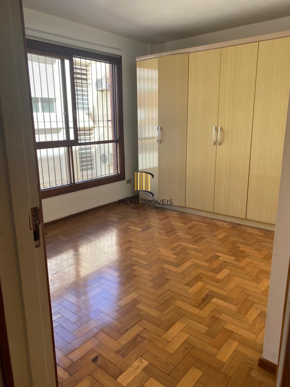 Apto 03 dormitórios, Botafogo, 831 esquina de Getulio Vargas