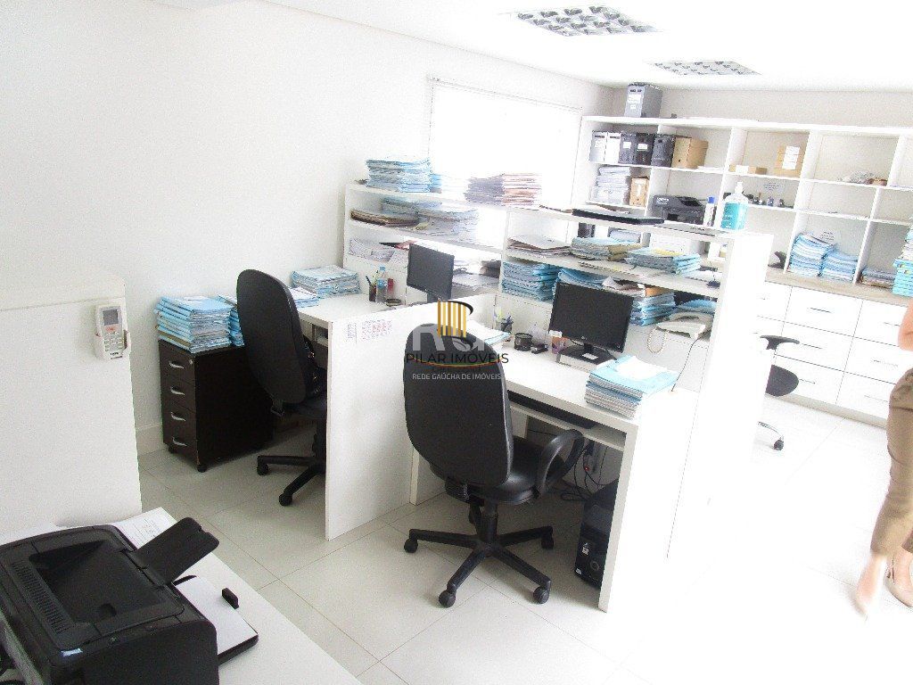 Casa para Venda - 227m², 4 dormitórios, 1 vaga - Menino Deus