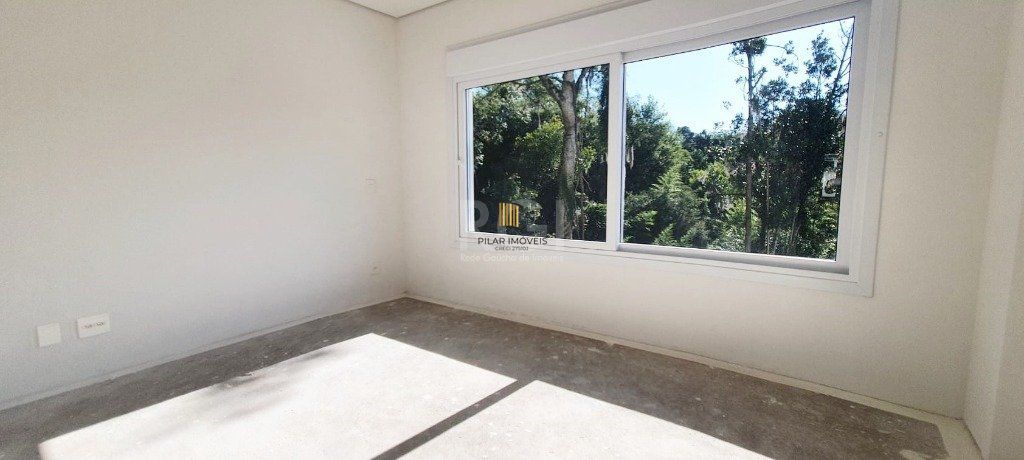 Casa Condominio para Venda - 459.77m², 3 dormitórios, sendo 3 suites, 3 vagas - Pedra Redonda