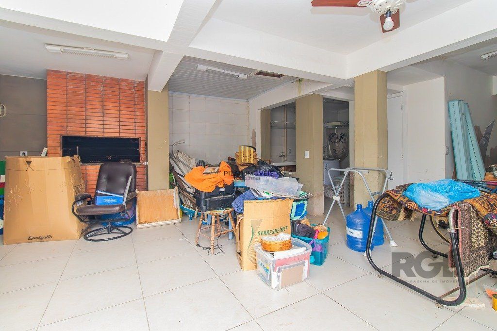 casa - 3 dorms. - 3 vagas - 290 m² - Três Figueiras