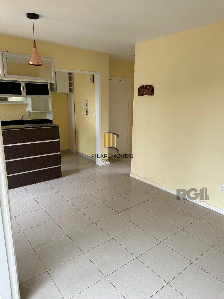 Excelente apartamento reformado 43m² privativo, todos móveis incluidos e ar condicionado.