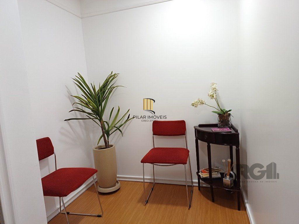 Sala com 02 divisórias, mobiliada