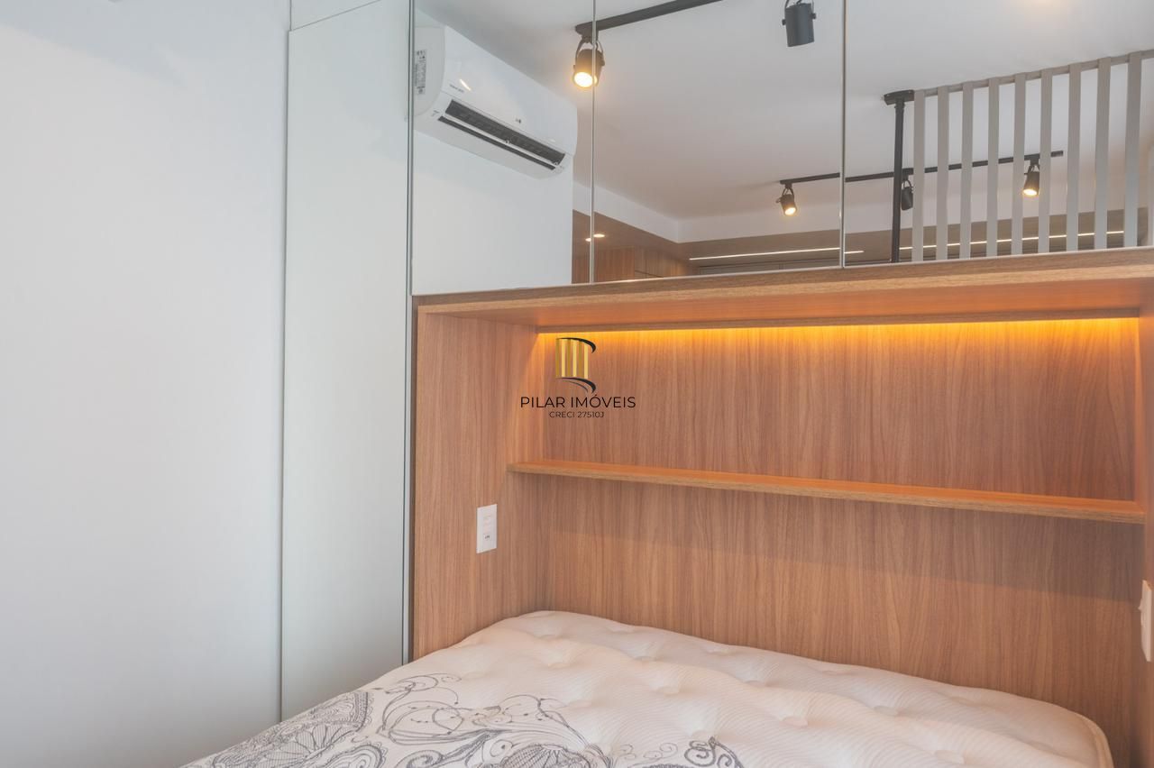 Apartamento tipo Stúdio, um dormitório em frente à Rendenção