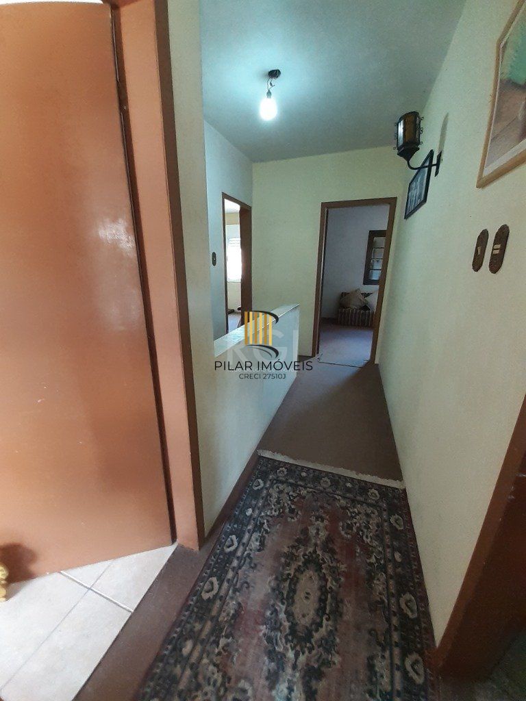 Casa para Venda - 185m², 4 dormitórios, sendo 1 suites, 2 vagas - Jardim Sabará