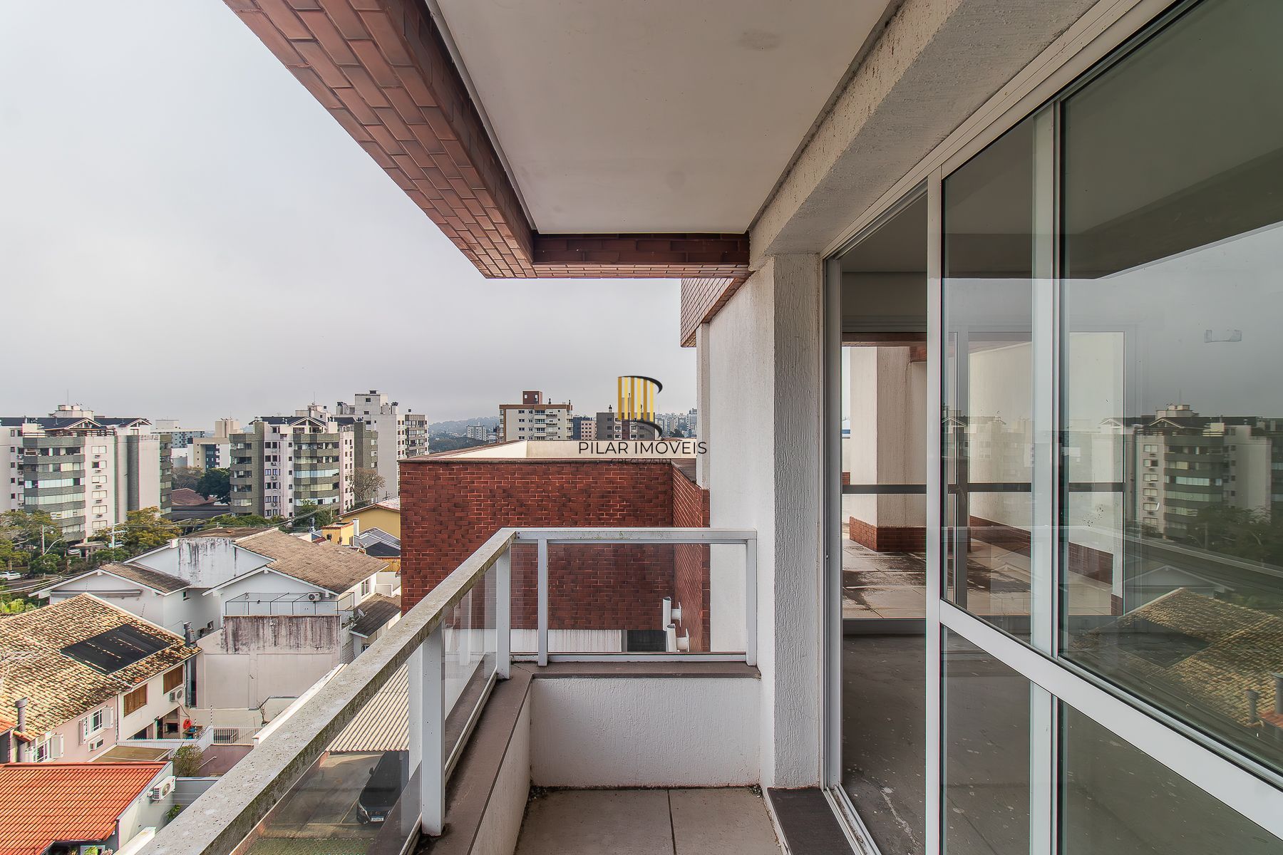 APARTAMENTO COBERTURA - 2 DORMS - 2 VAGAS - 166,21 m² - TRISTEZA