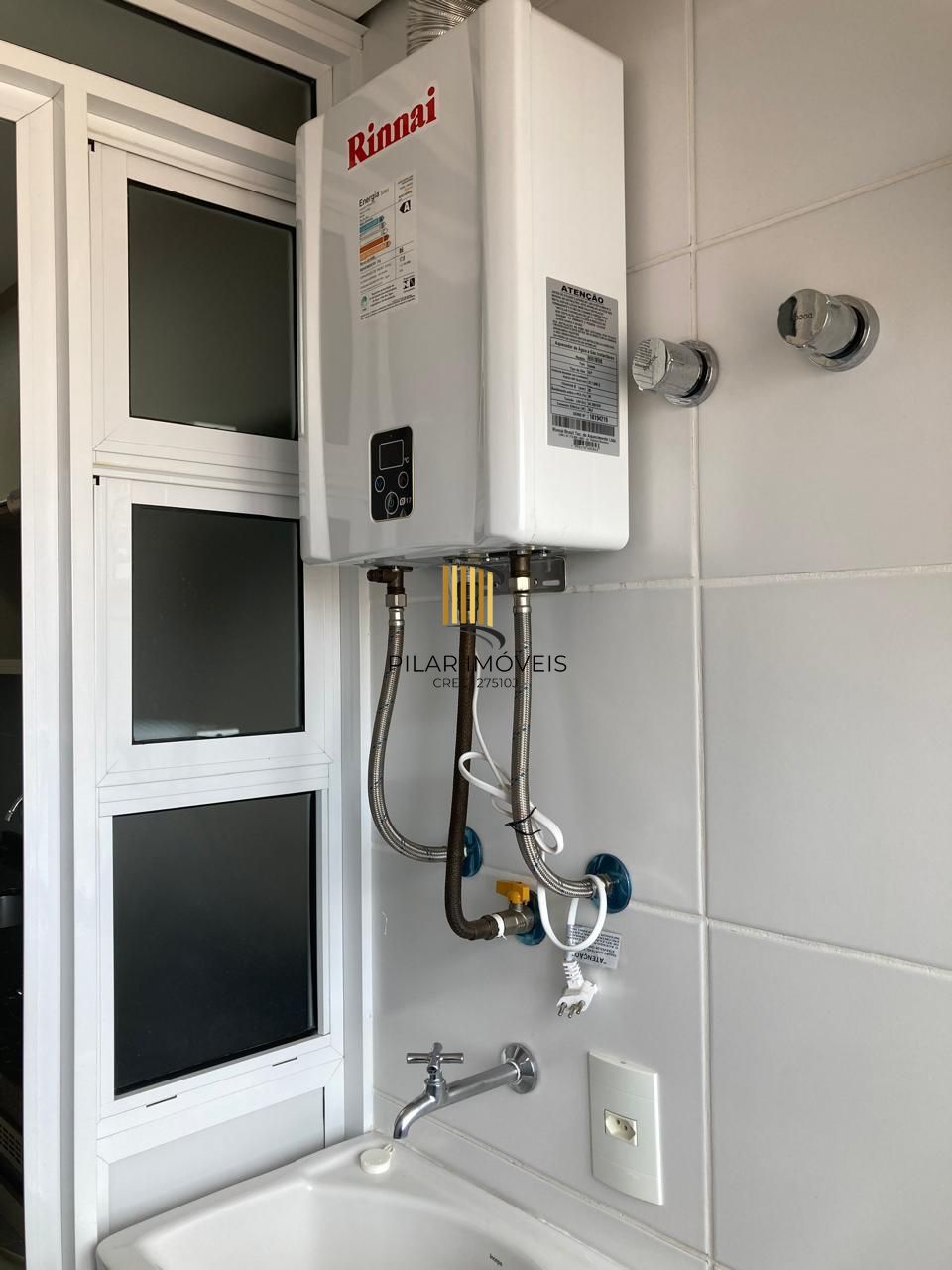 Apartamento 2 dormitórios com suíte e vaga coberta escriturada