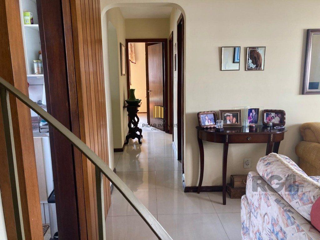 APARTAMENTO COBERTURA - 3 doms. 1 vaga - 166,09 - m² - MENINO DEUS