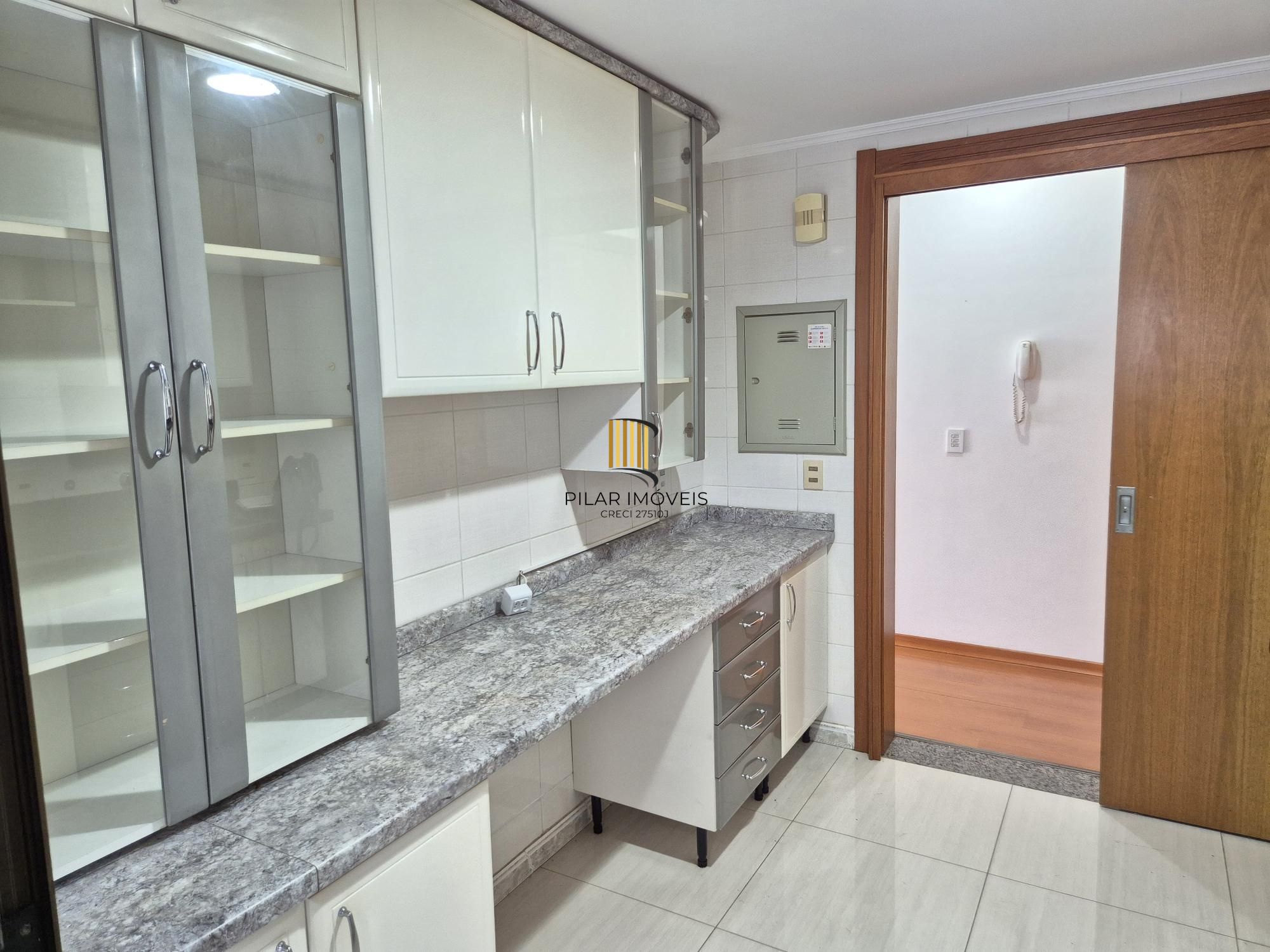 3D com suíte, churrasqueira e vaga