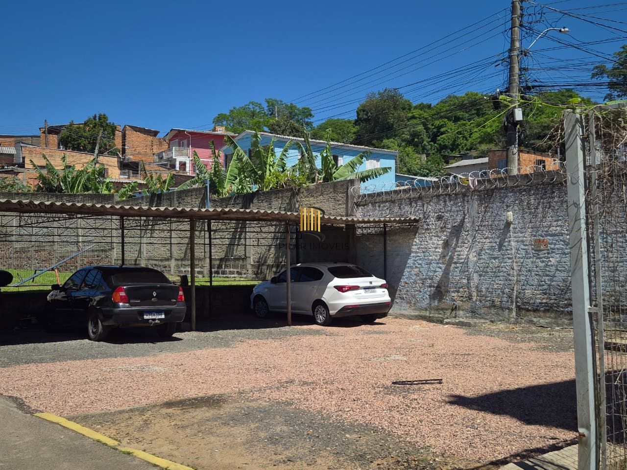 2dormitórios, térreo com vaga