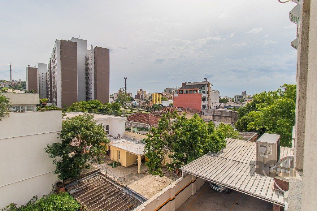 APARTAMENTO - 2 dorms. 1 vaga - 69,83 m² - MENINO DEUS