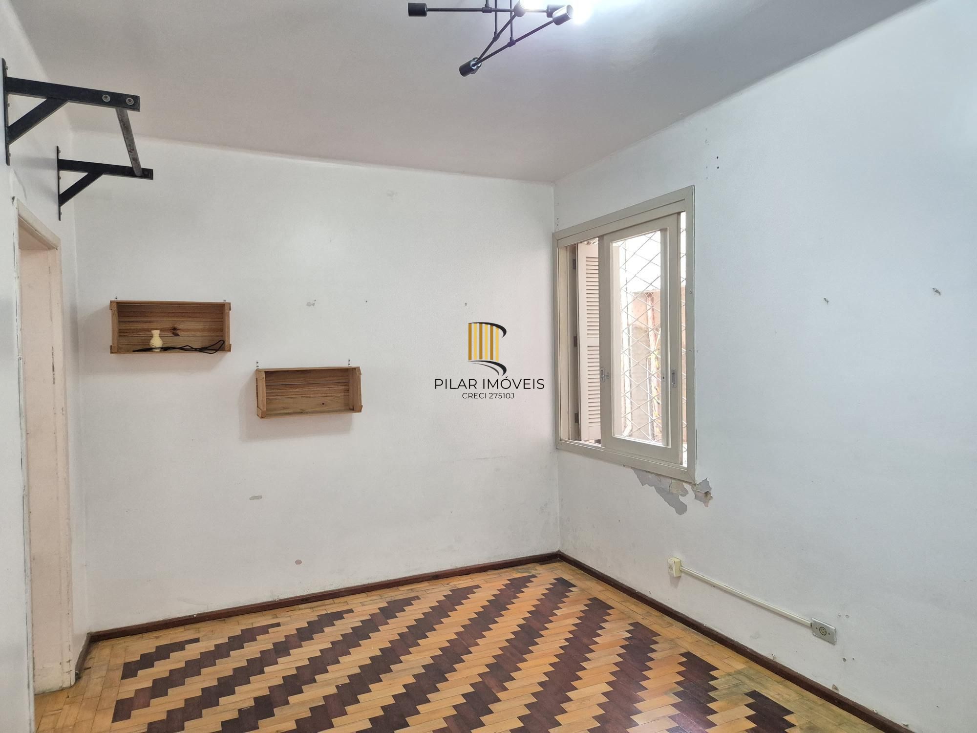Um dormitório em 50m²