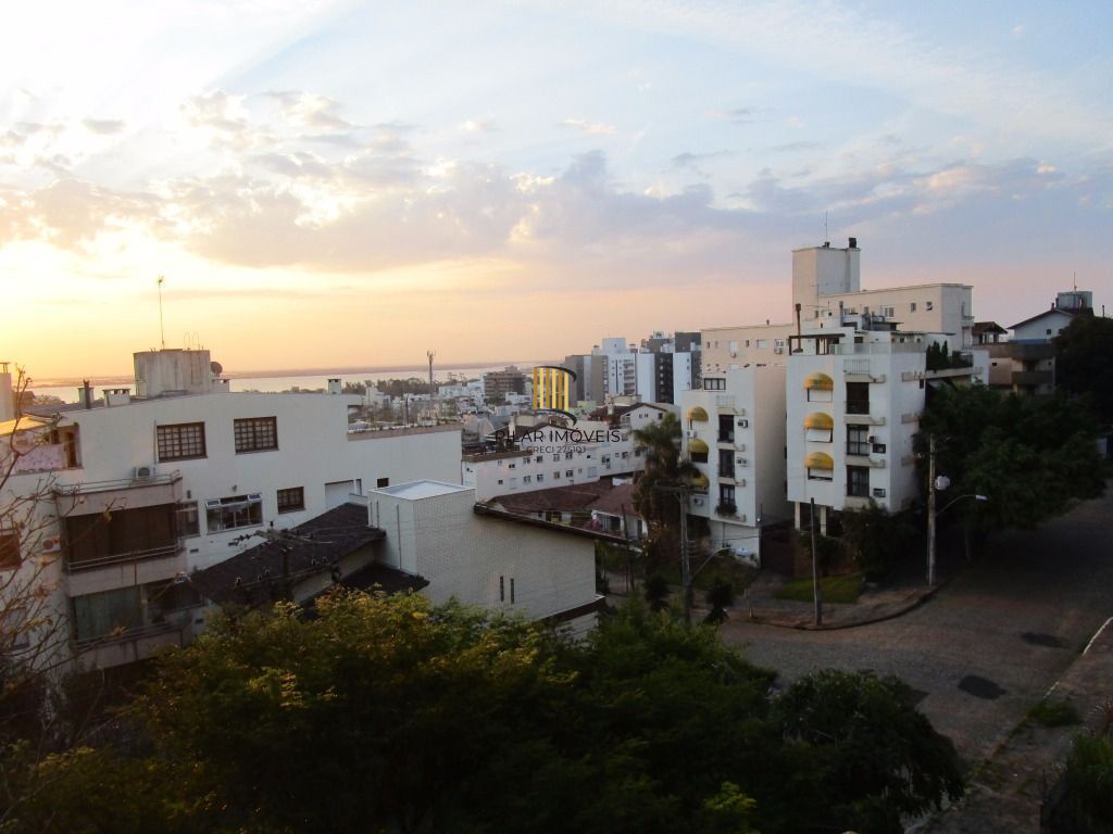 Apartamento para Venda - 145m², 3 dormitórios, sendo 1 suites, 2 vagas - Menino Deus