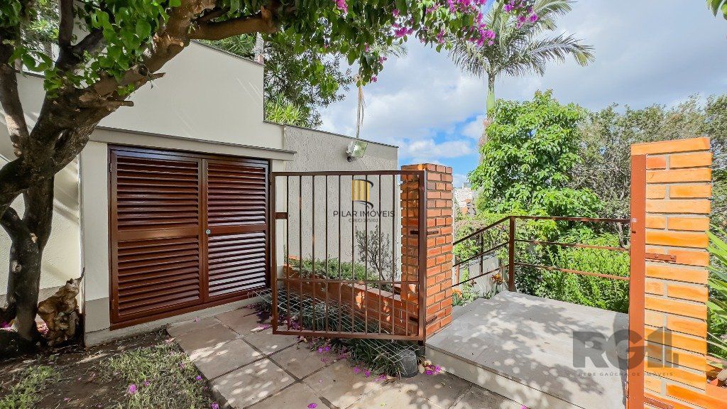 Casa com 3 Quartos e 2 vagas à venda, 344 m² por R$ 2.800.000,00