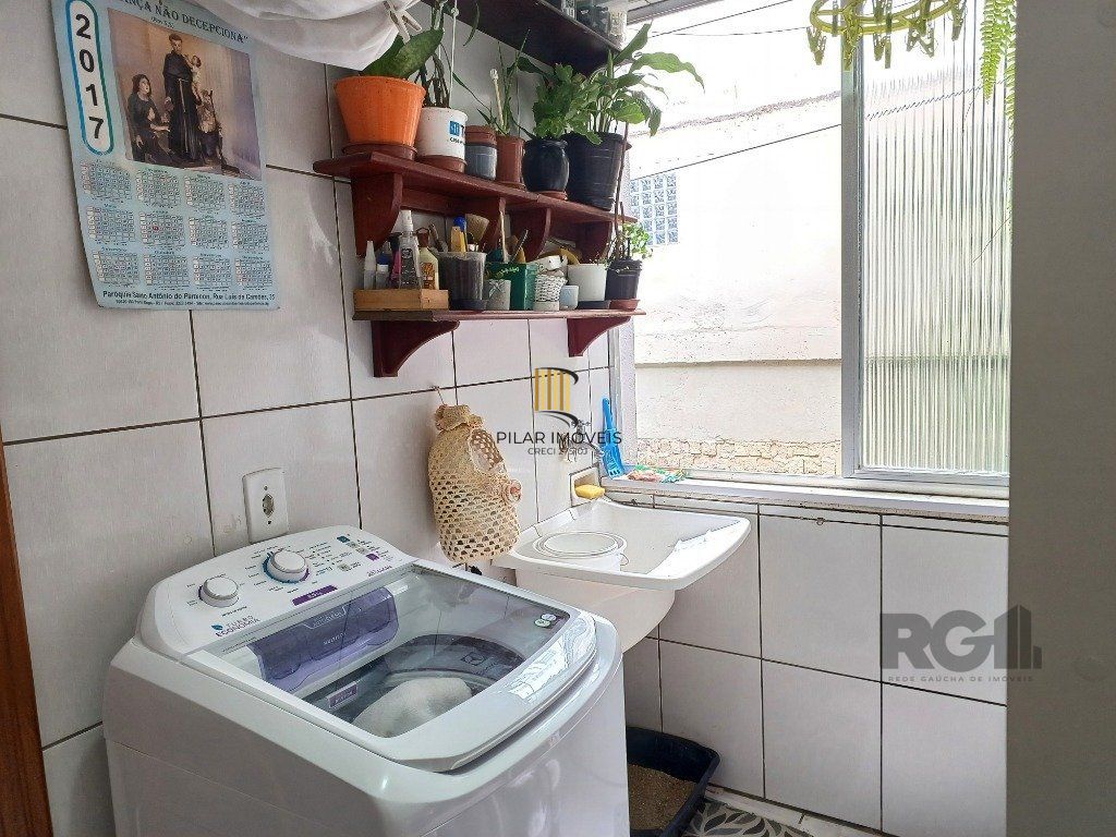 2D com dependência, ensolarado e ventilado.