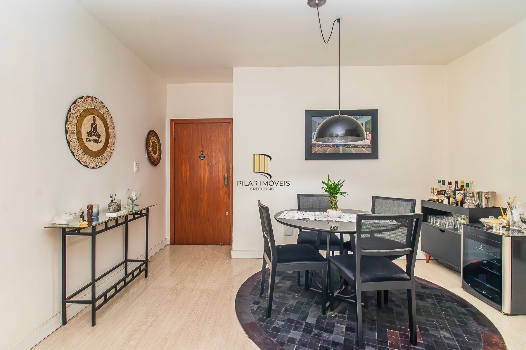 Apartamento dois dormitórios 68,00m² no bairro Glória