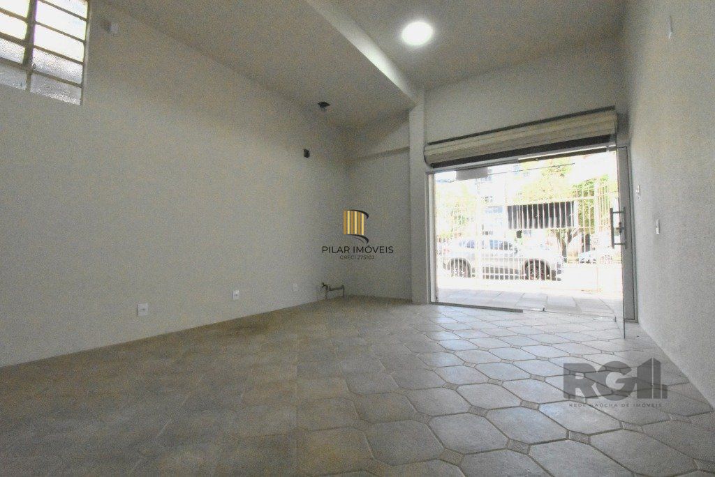 Sala reformada e desocupada! - Pilar Imóveis