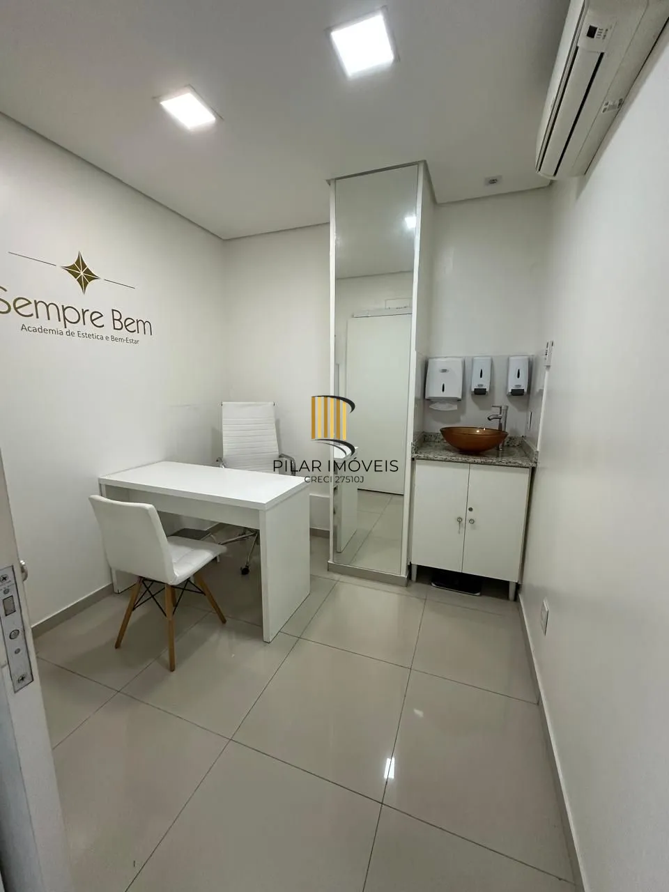 sala comercial completa