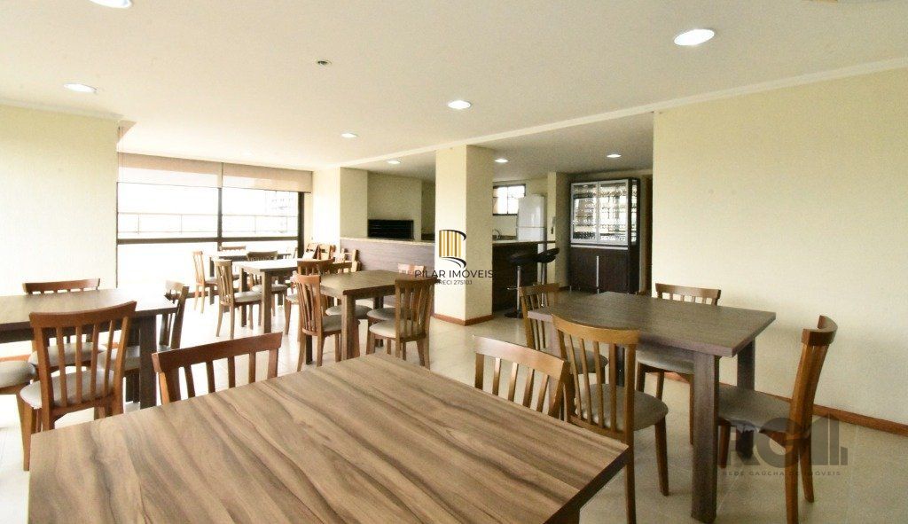Apartamento 3 dormitórios no bairro Menino Deus