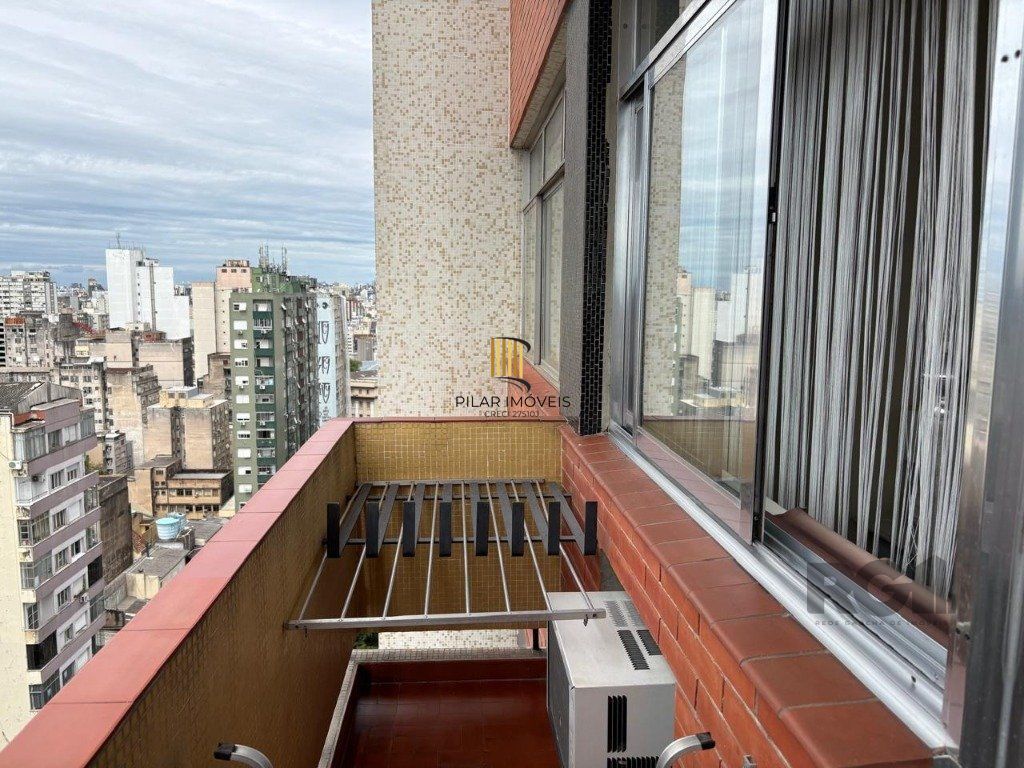 Apartamento 2 dormitórios no bairro Centro Histórico