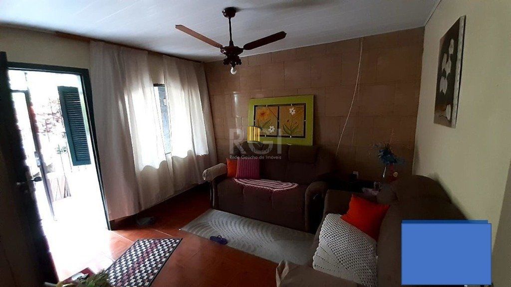 Casa para Venda - 200m², 3 dormitórios, 1 vaga - Jardim Carvalho