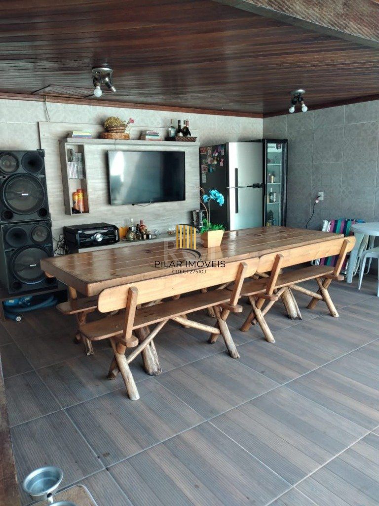 Casa para Venda - 243m², 2 dormitórios, sendo 1 suites, 3 vagas - Glória