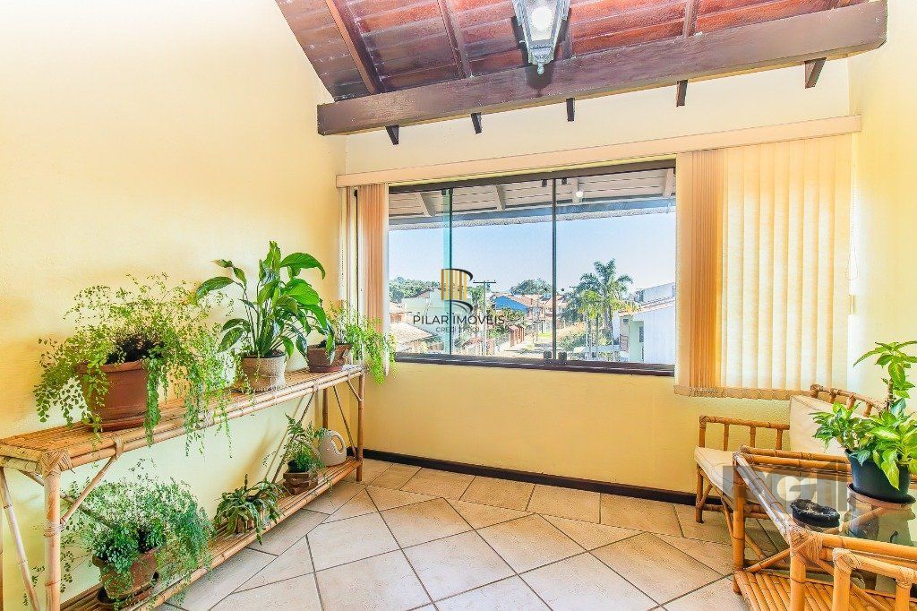 Venha morar num lugar tranquilo da zona sul, casa de 334m²