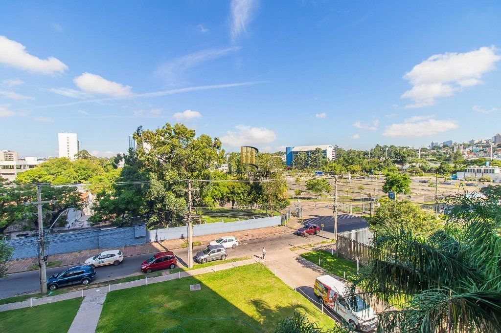 Apartamento em frente à PUCRS