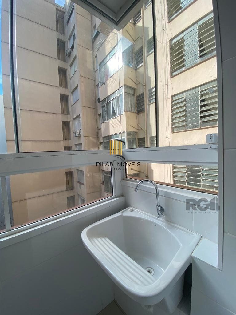 apartamento - 2 dorms- 1 vaga - Centro Histórico