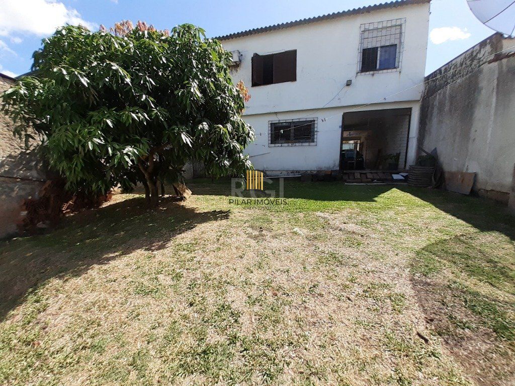 Casa para Venda - 185m², 4 dormitórios, sendo 1 suites, 2 vagas - Jardim Sabará